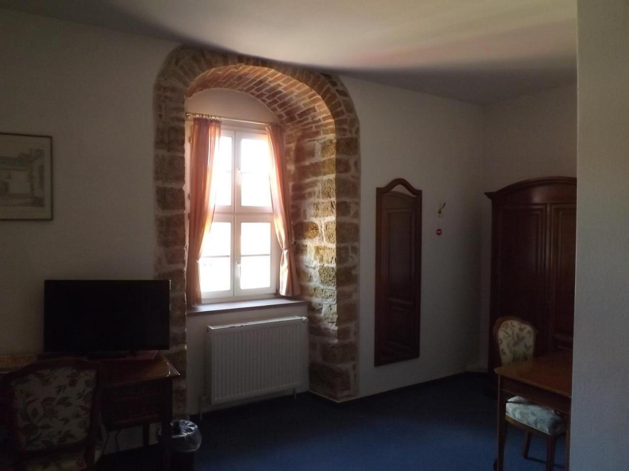 Hotel "Zur Sonne" Querfurt Esterno foto